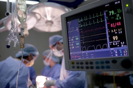 Complicaciones respiratorias en cirugías cardíacas valvulares mediante dos abordajes quirúrgicos diferentes