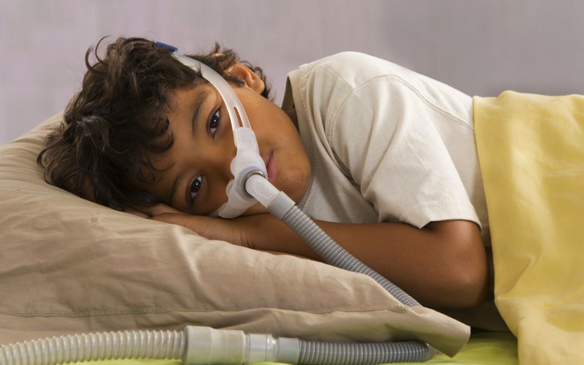 Apnea del sueño en la infancia se relaciona con presión arterial alta en la adolescencia